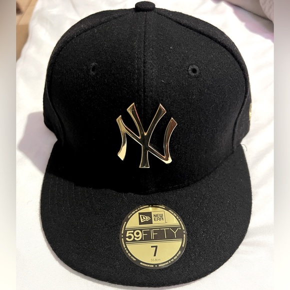 New Era Other - ULTRA RARE New Era New York Yankees 59Fifty Gold Metal Hat MLB